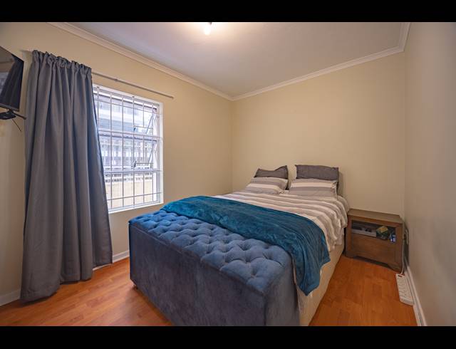 2 BEDROOM APARTMENT FOR SALE IN UMHLANGA CENTRAL